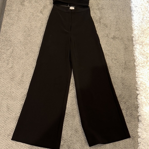 Oh Polly Two Piece Set - Picture 5 of 6